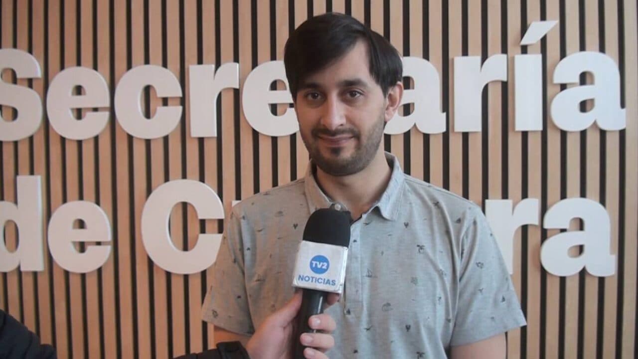 CHARLA Y PROYECCIÓN DE NICOLÁS SORIN EN USHUAIA